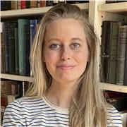 I offer private lessons for any and all age groups looking to improve their English.